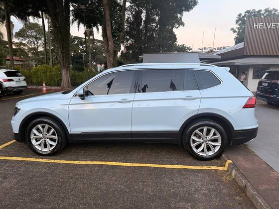 VOLKSWAGEN TIGUAN 1.4 250 TSI TOTAL FLEX ALLSPACE COMFORTLINE TIPTRONIC
